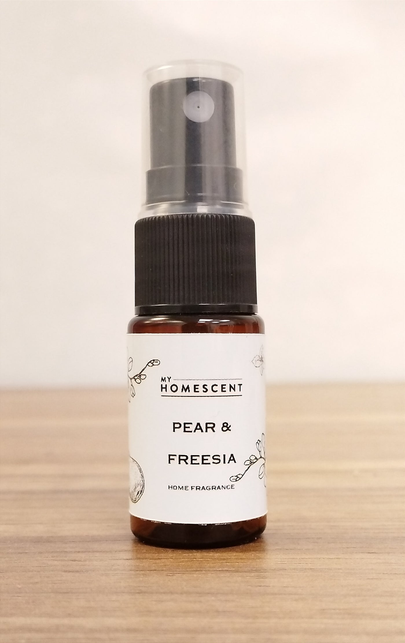 Pear & Freesia Room Spray Sample 10ml